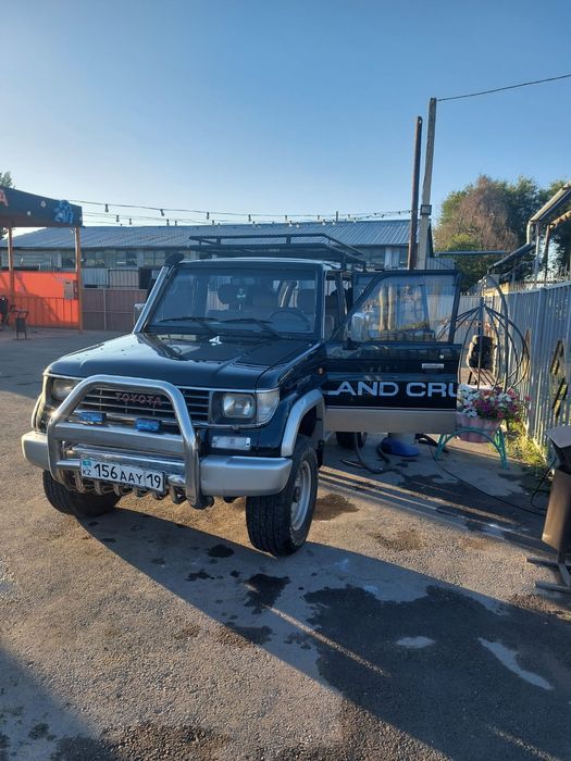 Тайота Прадо 78.