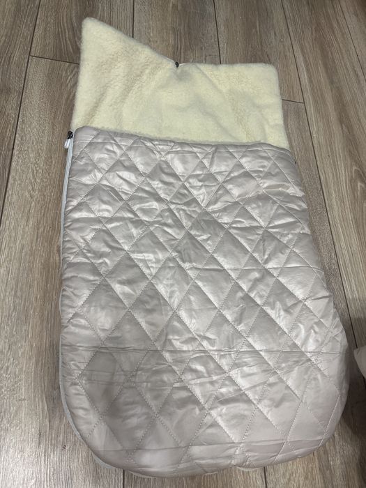 Кокон-одеало и комбинезон зимняя одежда для малышей после выписки