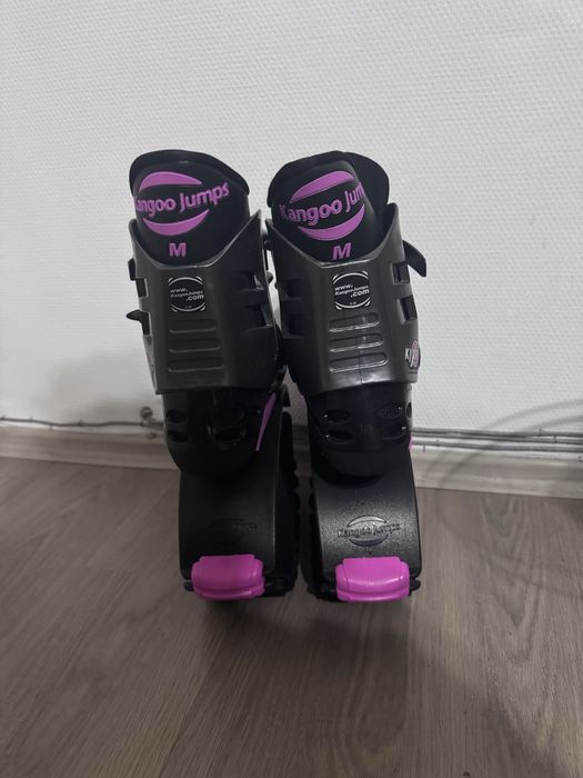 Kangoo Jumps обувки – черни с розови елементи