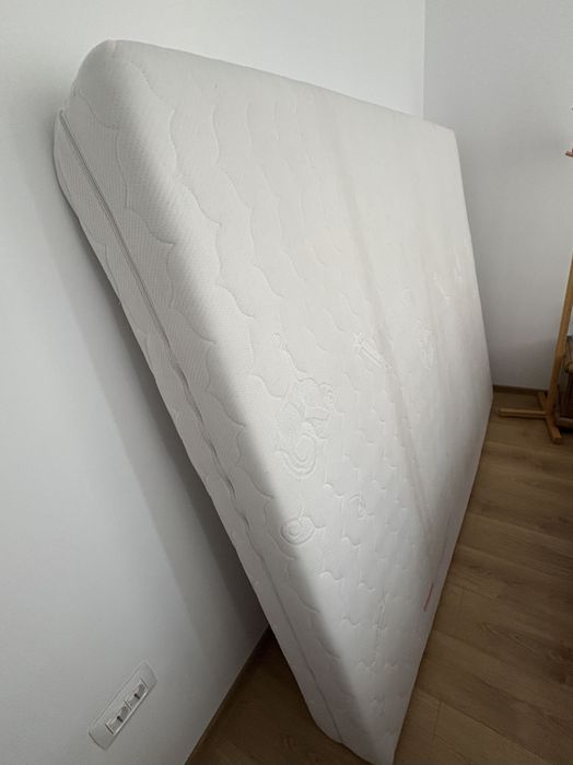 Saltea 160x200, in perfecta stare