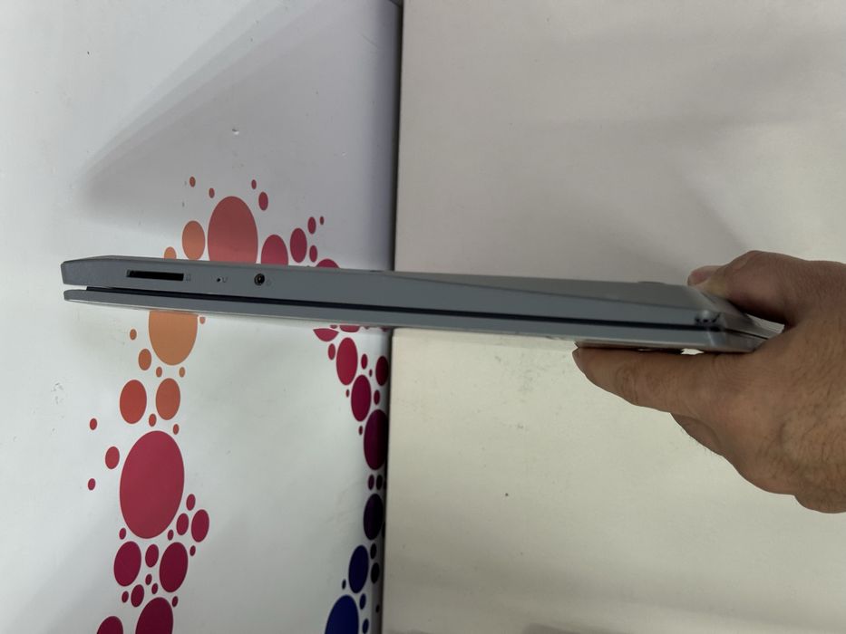 Продаю ноутбук lenovo