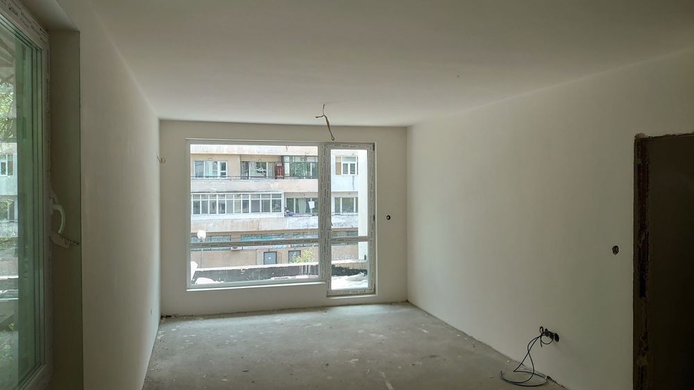 Продава се Тристаен апартамент в София, Илинден - 137 кв.м за 2039 €/кв.м - Снимка #2