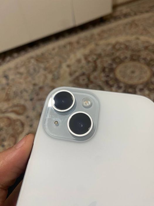 iPhone 15 128гб белый