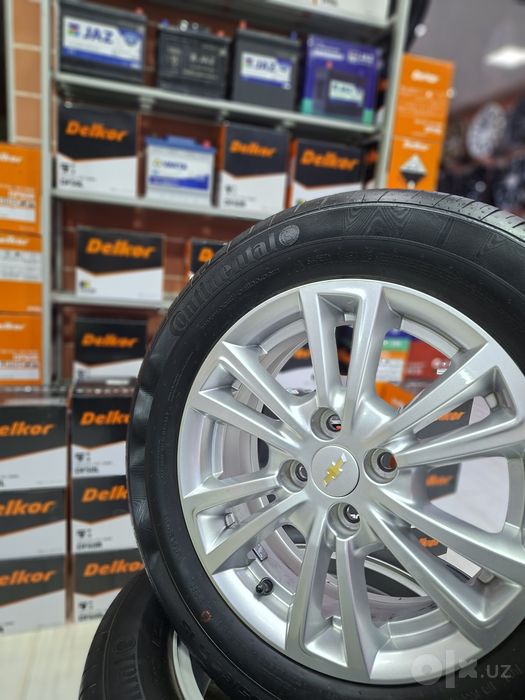 Новые диски балоны Continental 195/65R15-корейские оригинальные диски