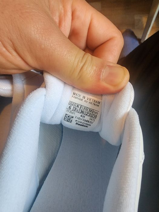 Продам кроссовки reebok оригинал,  из сша