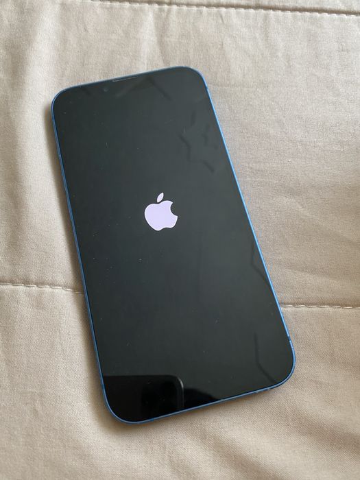 iPhone 13 / За части / Дисплей