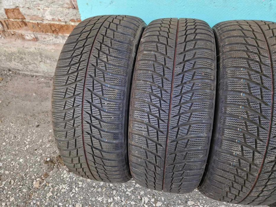 4 Bridgestone R17 215/55 Зимни гуми  DOT2718