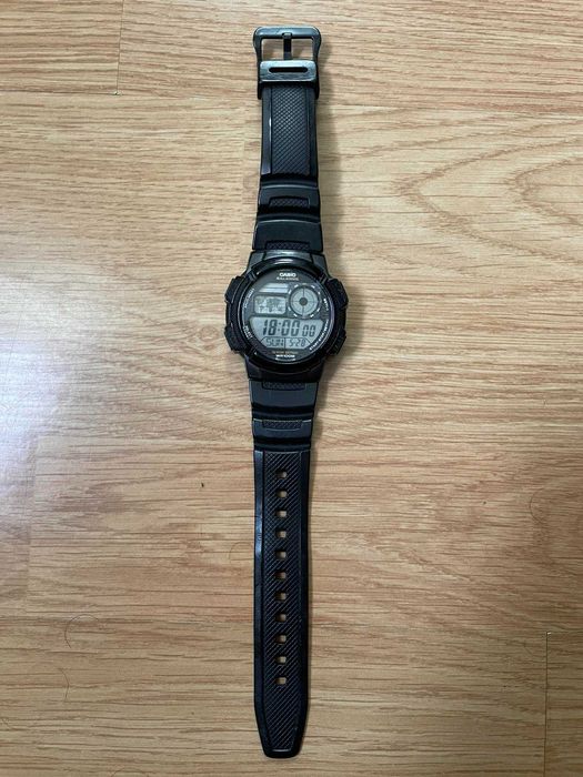 Часовник Casio AE-1000W