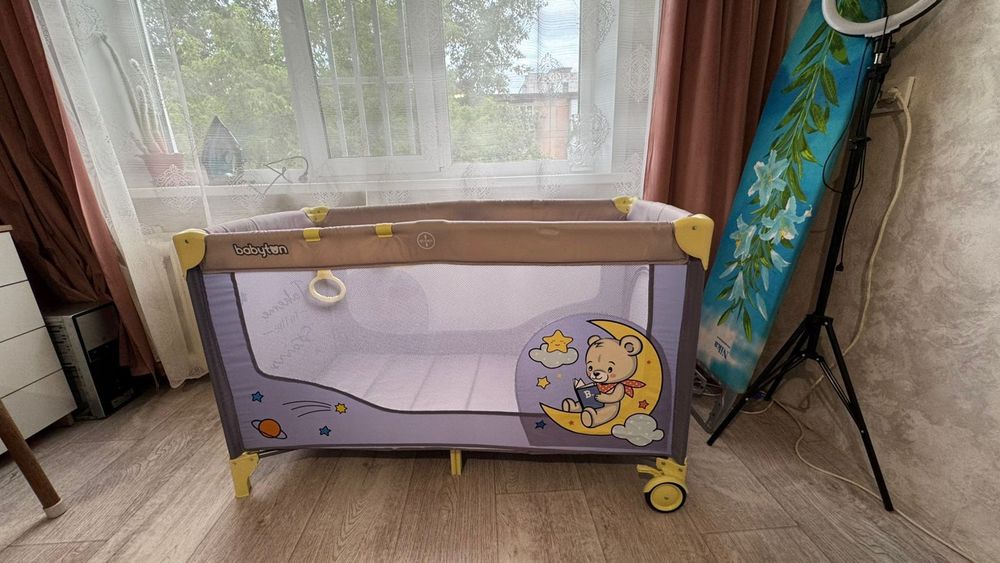 Продам манеж - кровать