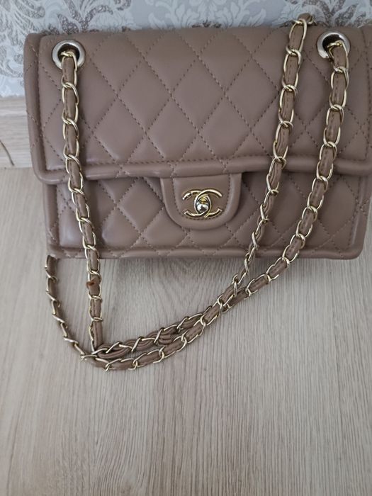 Сумка chanel б/у