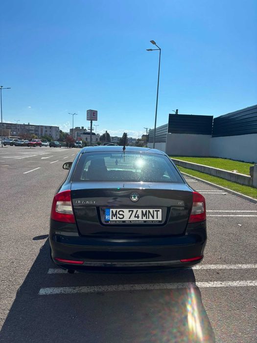 SKODA Octavia 2011 — imagine 4