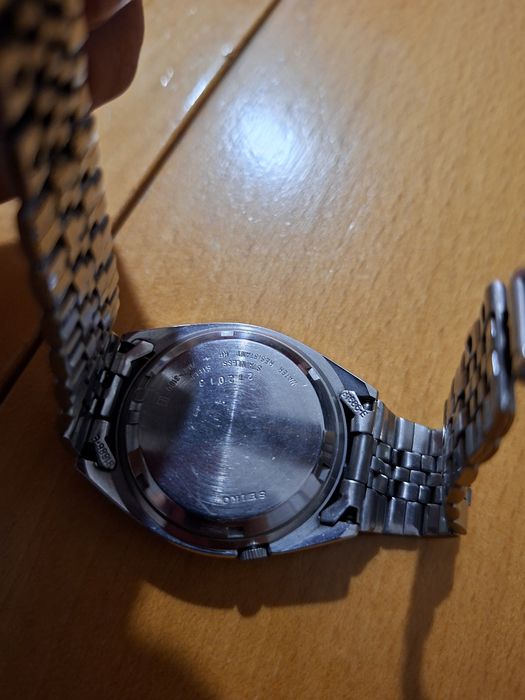 Продавам два броя Сейко5