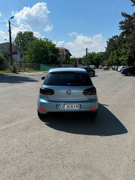 VOLKSWAGEN Golf 2010 — imagine 4