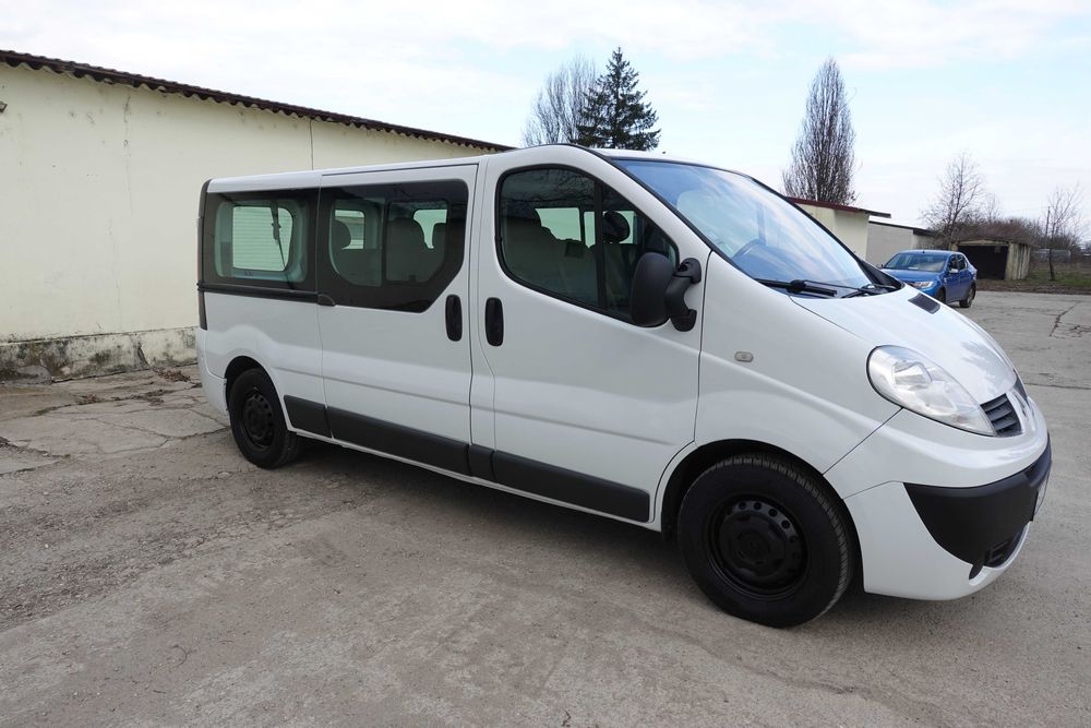 RenaultTRAFIC 2013 2.0d 84Kw/114Cp*9Locuri*Euro5 115000km(Negarantat)* Impecabila*ImportFRANTAInscrisaInRomania03.2026StareTehnicaFoarteBUNA,RotiNOI