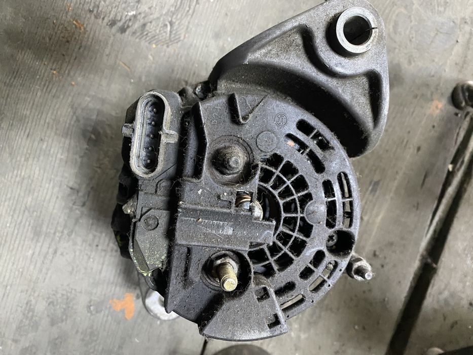 Генератор VOLVO FH12-13