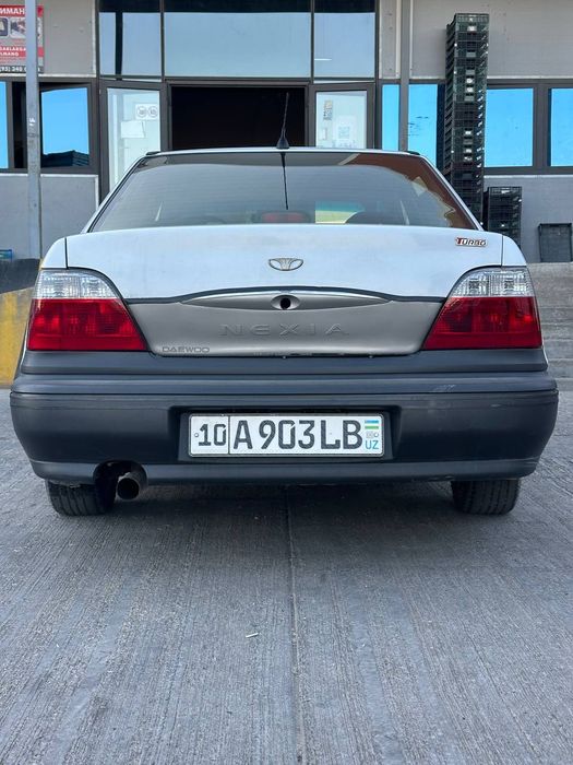 Nexa 1 lux kansaner