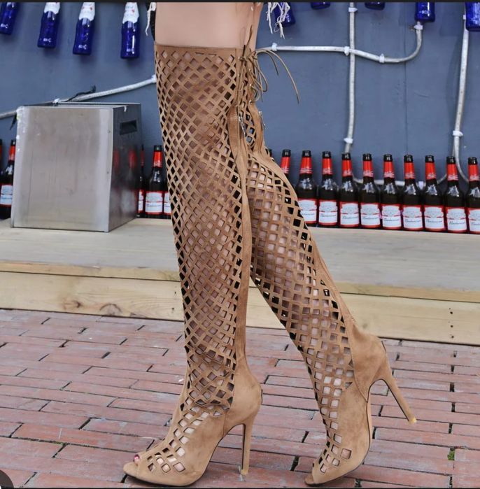 Продам новые летние ботфорды