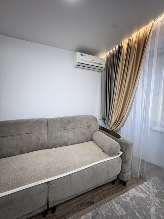 Продам диван в отличном состояний