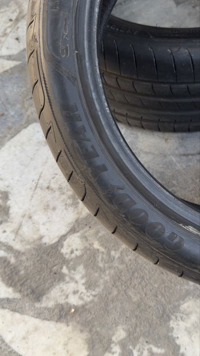 2бр. Летни гуми Goodyear 245/40/19