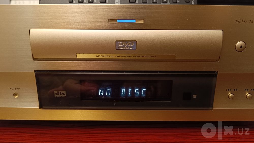СД/ДВД проигрыватель Pioneer DV-717