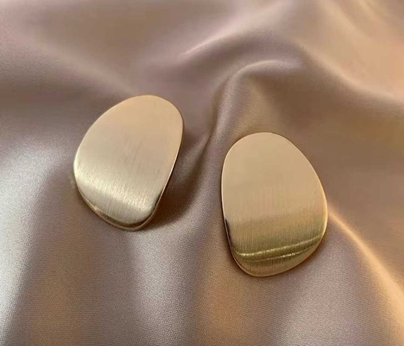 Серьги бижутерия