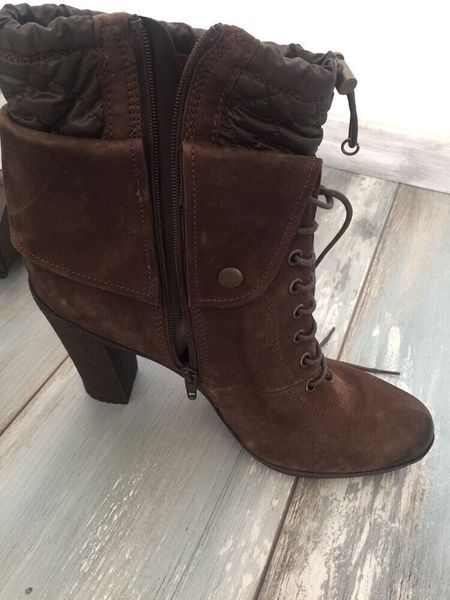 Дамски боти на ток Clarks