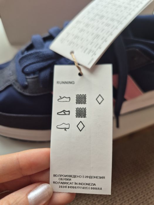 Маратонки Adidas 38 2/3