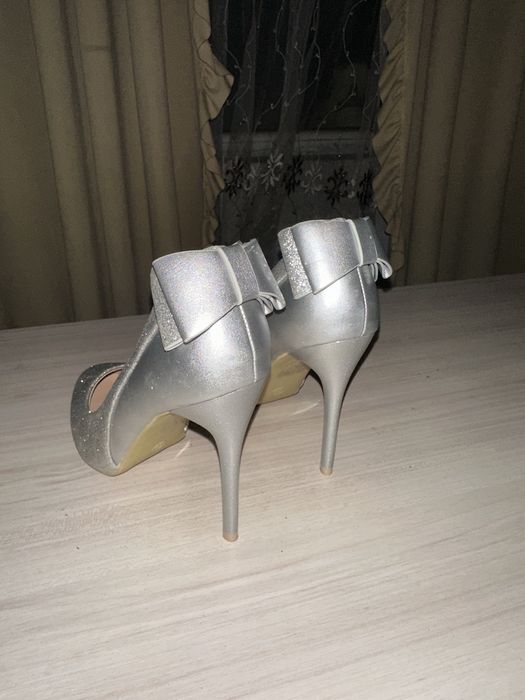 Дамски елегантни токчета