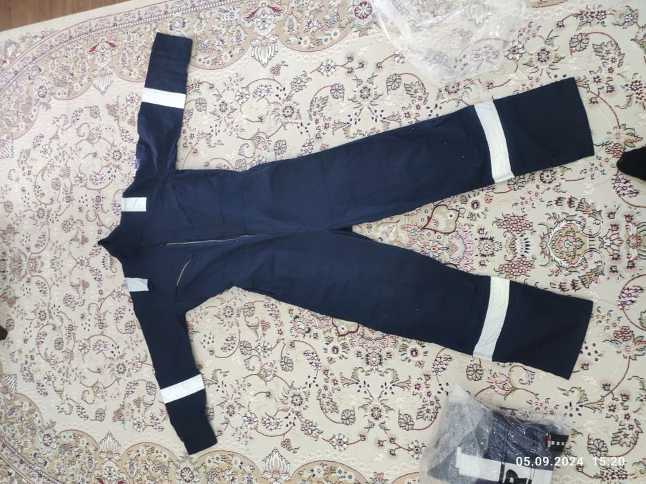 Продам комбинезоны