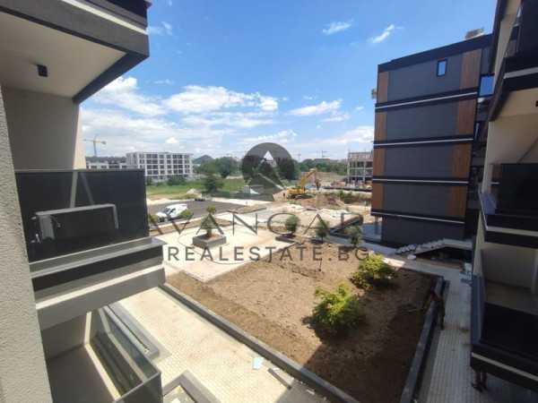 Продава се Тристаен апартамент в Пловдив, Христо Смирненски - 86 кв.м за 1501 €/кв.м - Снимка #2