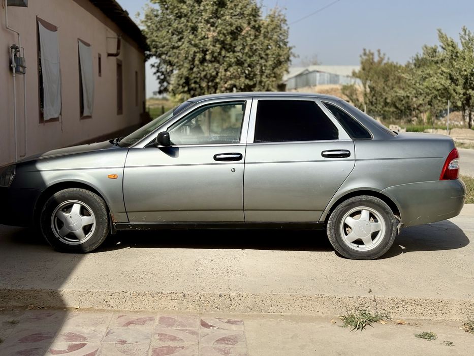 Продается лада приора 2007 года