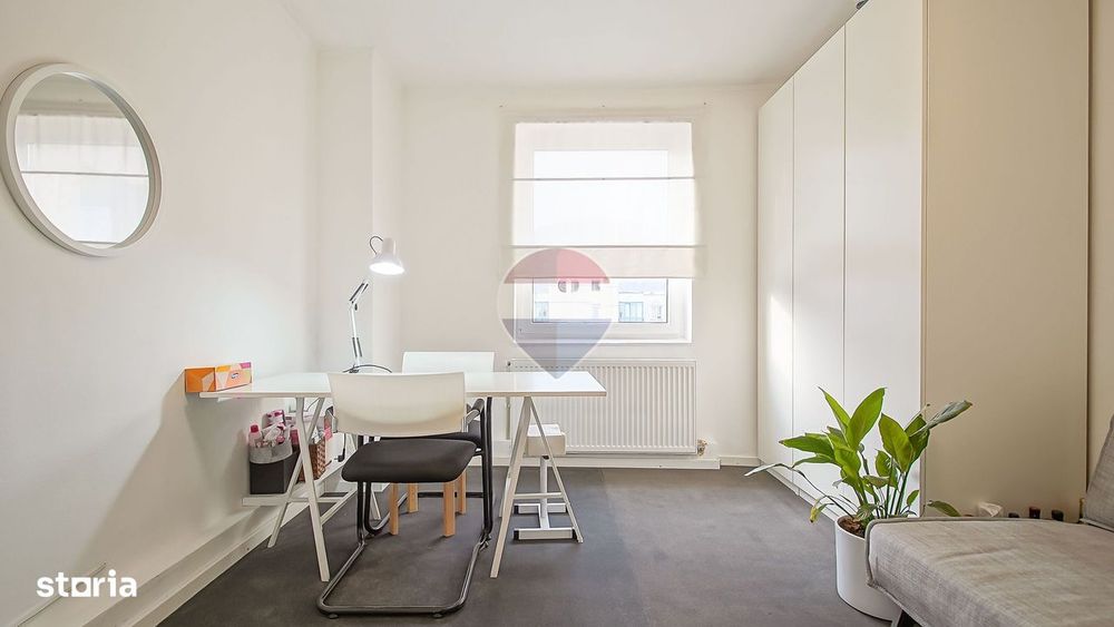 Comision 0 %! Apartament cu 4 camere de vânzare în Centrul Civic