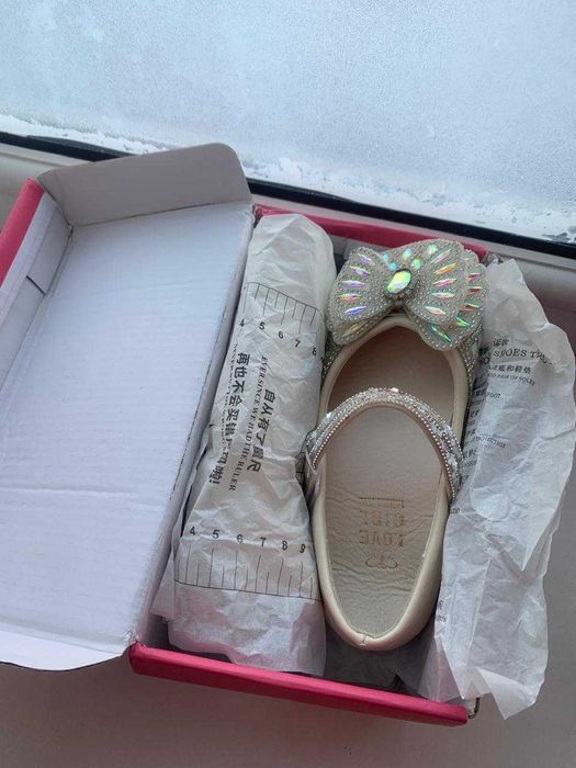 Туфли детские новые