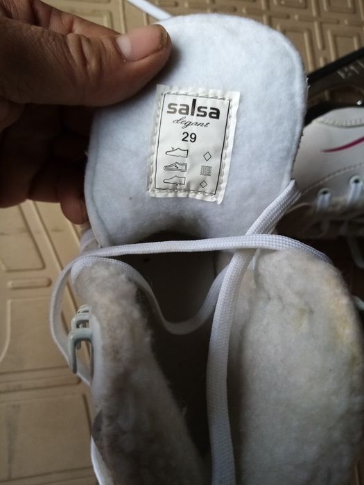 Коньки женские 29 размера, утепленные