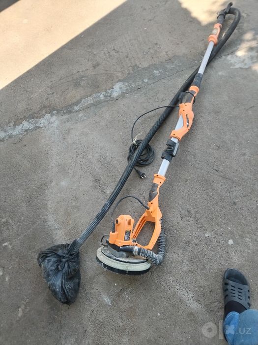 Devor siliqlagich apparat shukulka  qiladigan srochna sotiladii 700 mi