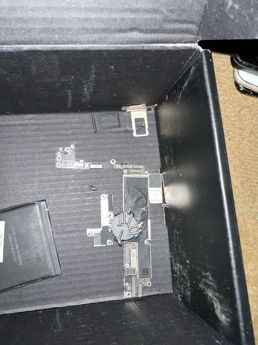 Продам ноутбуки и телефоны на разбор