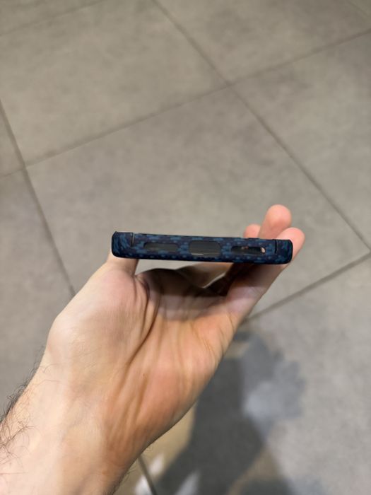 Husa iphone 17 pro max Kevlar Benks pitaka kevlar