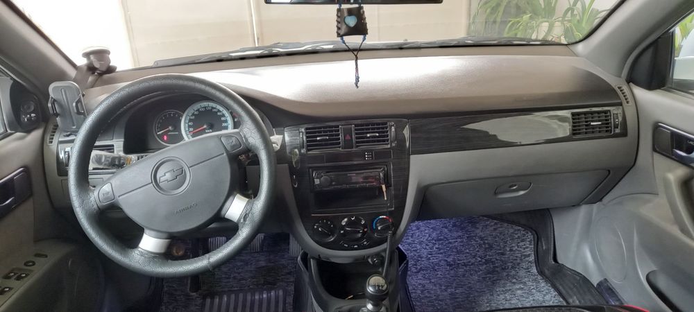Chevrolet Gentra 2 pozitsa