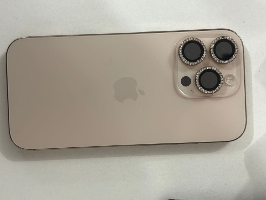 Продам Iphone 16 pro