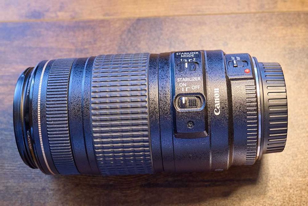 Obiectiv Canon EF 70-300mm f/4-5.6 IS USM