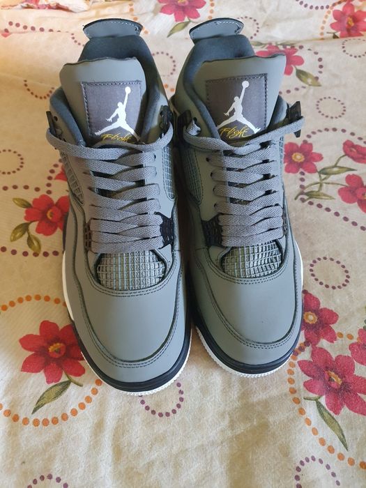 Jordan 4 grey 44