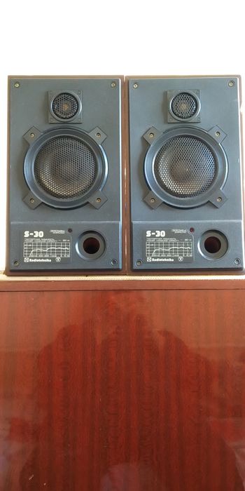 Колонки звуковые громкости ( звоните и покупайте)