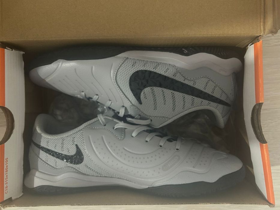 Футзалки Nıke,Adıdas