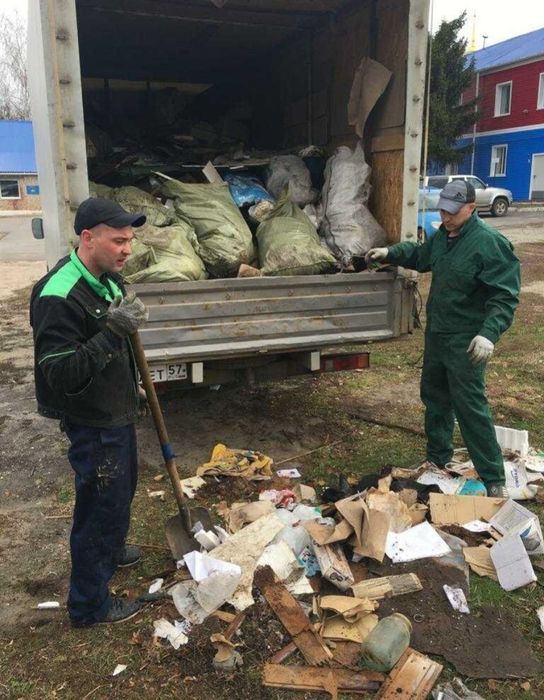 Вывоз мусора , без выходных.