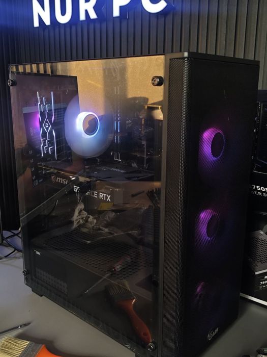 Игровой компьютер: i5-12400F | AORUS RX 580 8GB | DDR4 16GB | 512GB M2