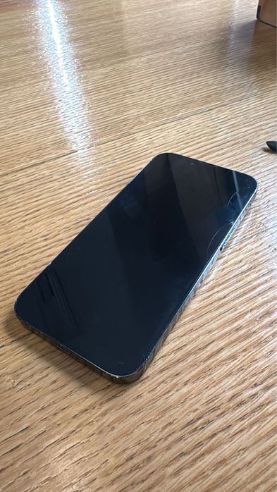 Телефон iPhone 13 pro