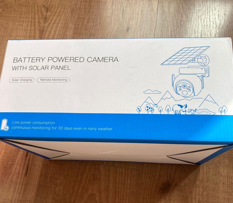 Камера със соларен панел и батерии