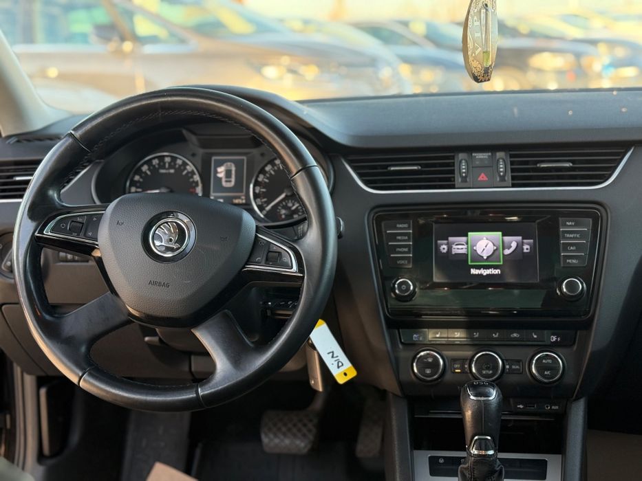 SKODA Octavia 2015 — imagine 5