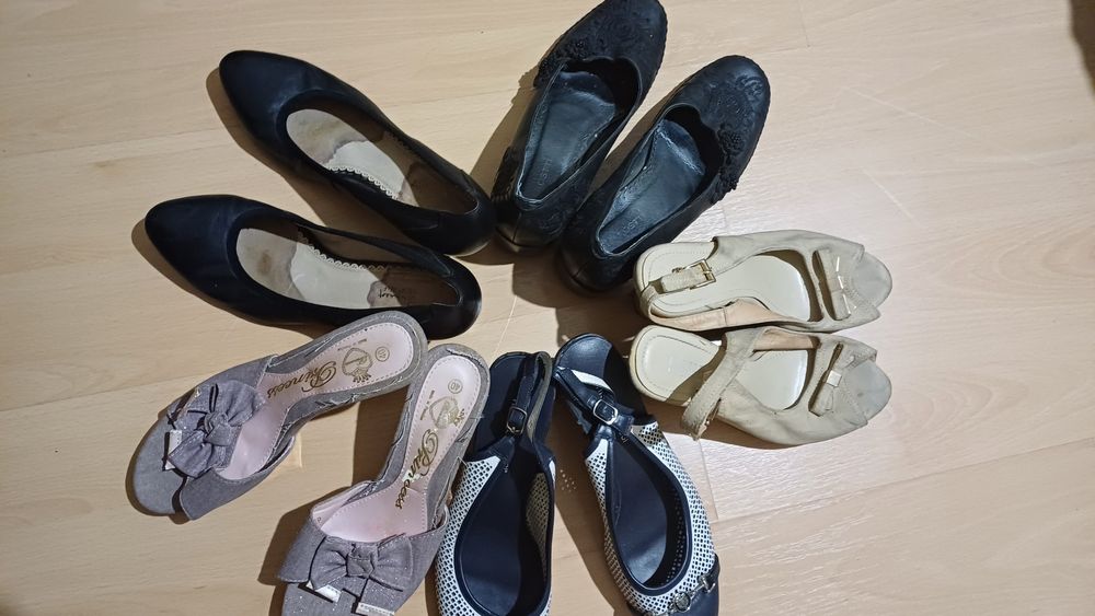 Обувь сапоги туфли женские.