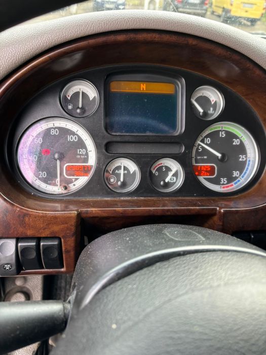 Daf 18t(duba cu lift hidraulic)